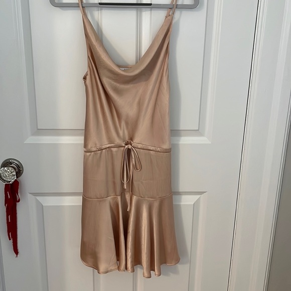 Princess Polly gorgeous cocktail dress.  Worn once! Size 2 - Picture 1 of 3